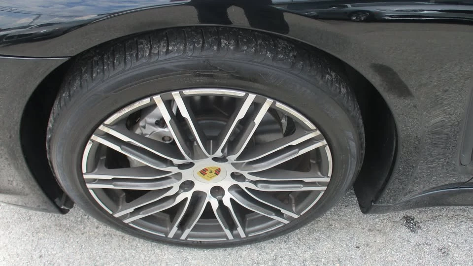 2013 Porsche 970 Panamera S - Image 18 of 19