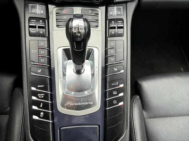 2013 Porsche 970 Panamera - Image 19 of 20