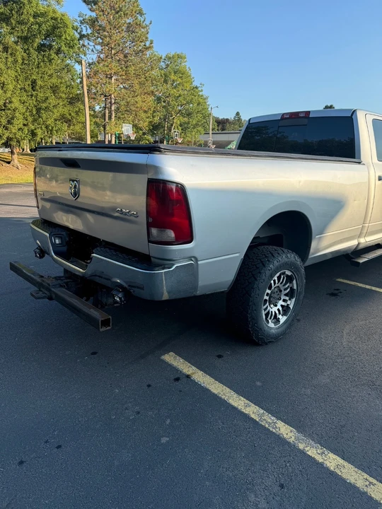 2013 Ram Heavy Duty - Image 2 of 3