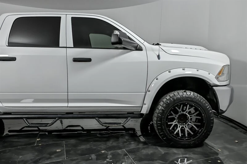 2013 Ram Heavy Duty - Image 11 of 21