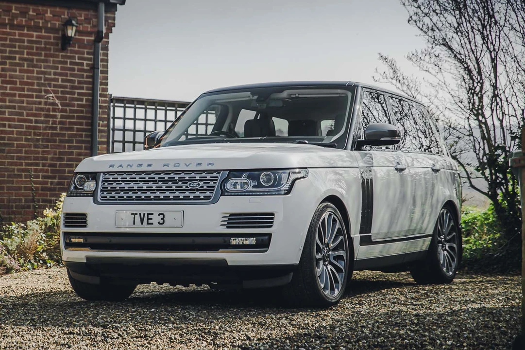 2013 Land Rover Range Rover L405 - Image 2 of 2