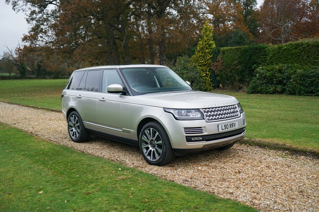 2013 Land Rover Range Rover L322 - Image 13 of 31