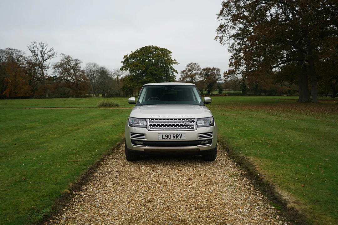 2013 Land Rover Range Rover L322 - Image 16 of 31