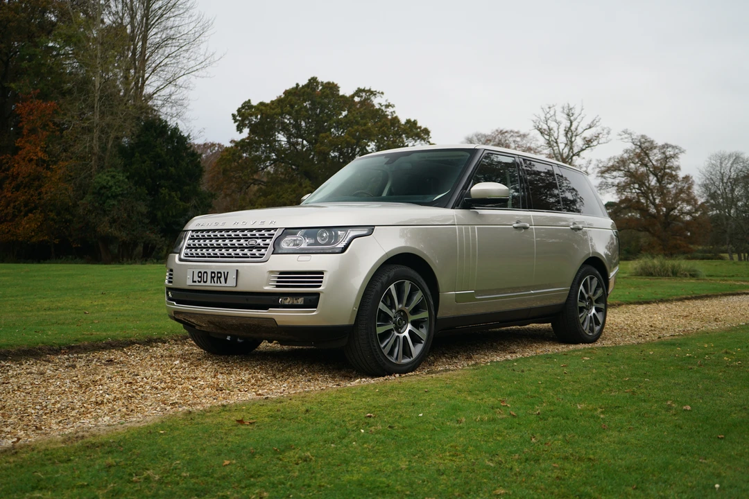 2013 Land Rover Range Rover L322 - Image 10 of 31