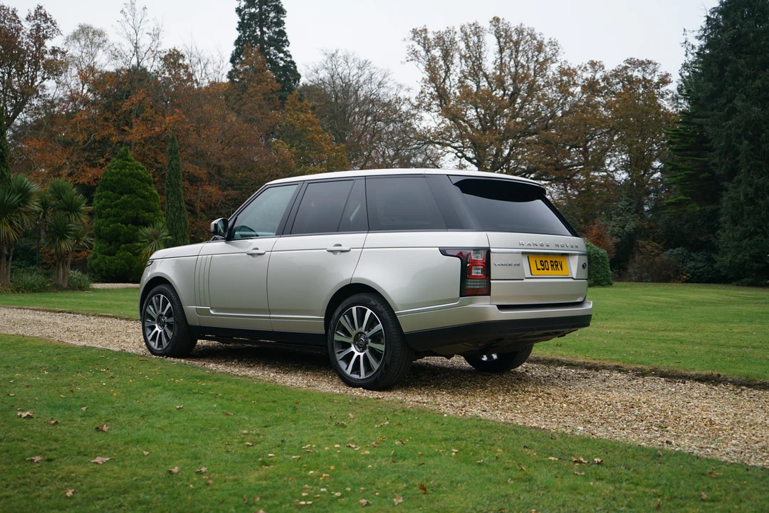 2013 Land Rover Range Rover L322 - Image 8 of 31