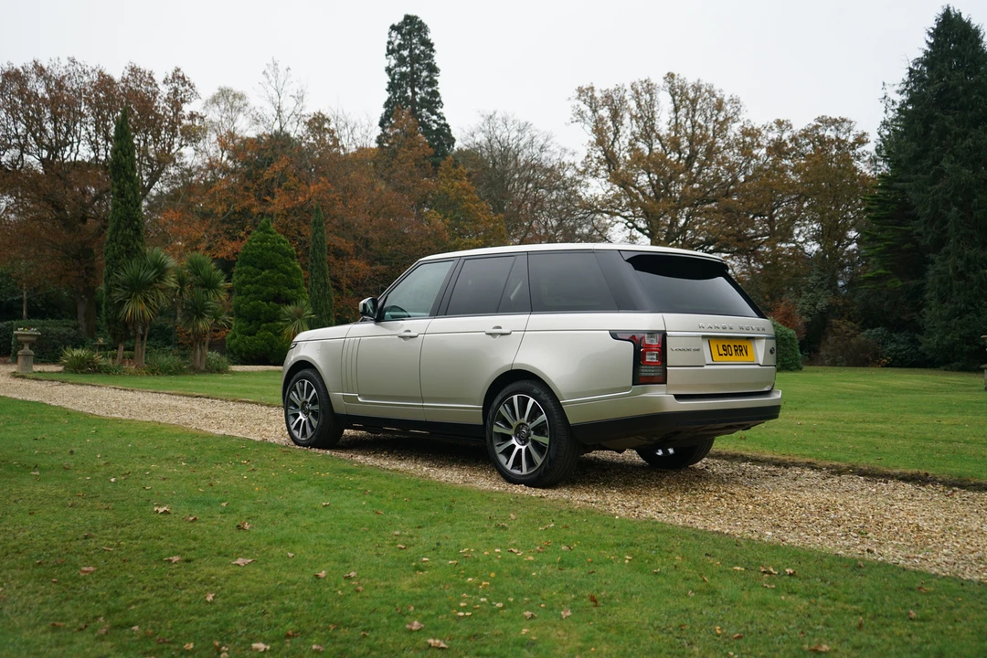 2013 Land Rover Range Rover L322 - Image 24 of 31
