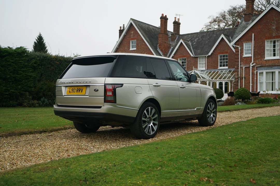 2013 Land Rover Range Rover L322 - Image 6 of 31