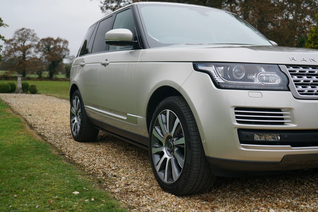 2013 Land Rover Range Rover L322 - Image 31 of 31