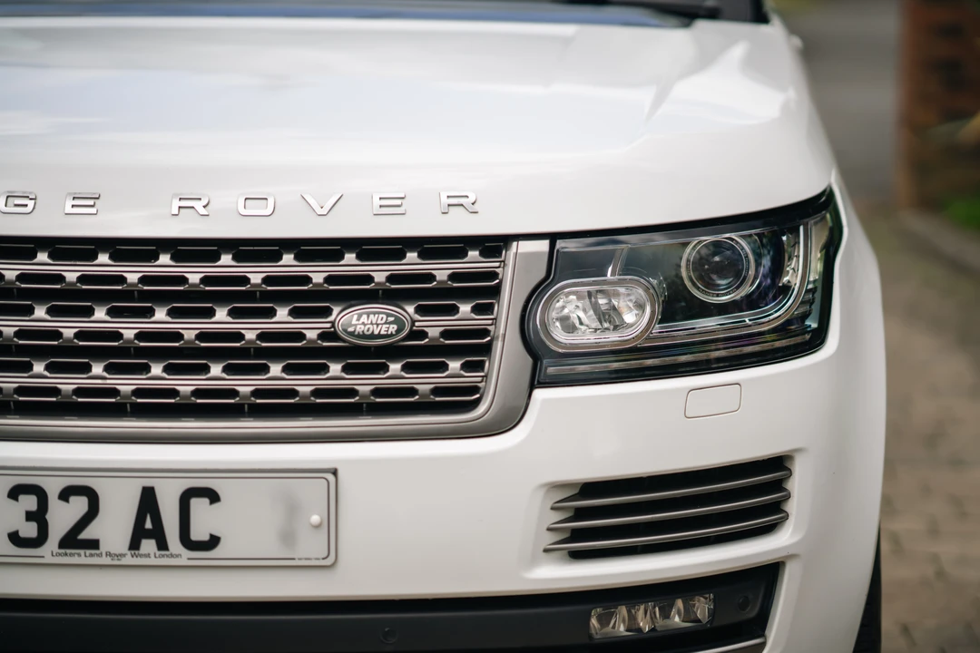 2013 Land Rover Range Rover L405 - Image 18 of 31