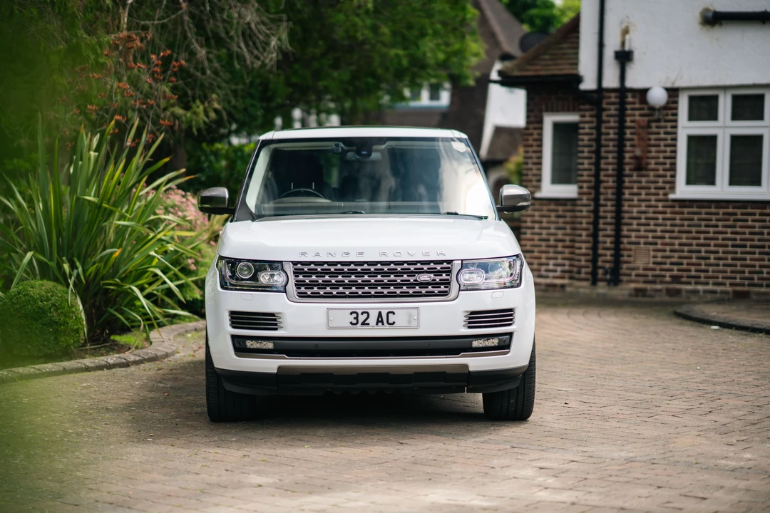 2013 Land Rover Range Rover L405 - Image 11 of 31