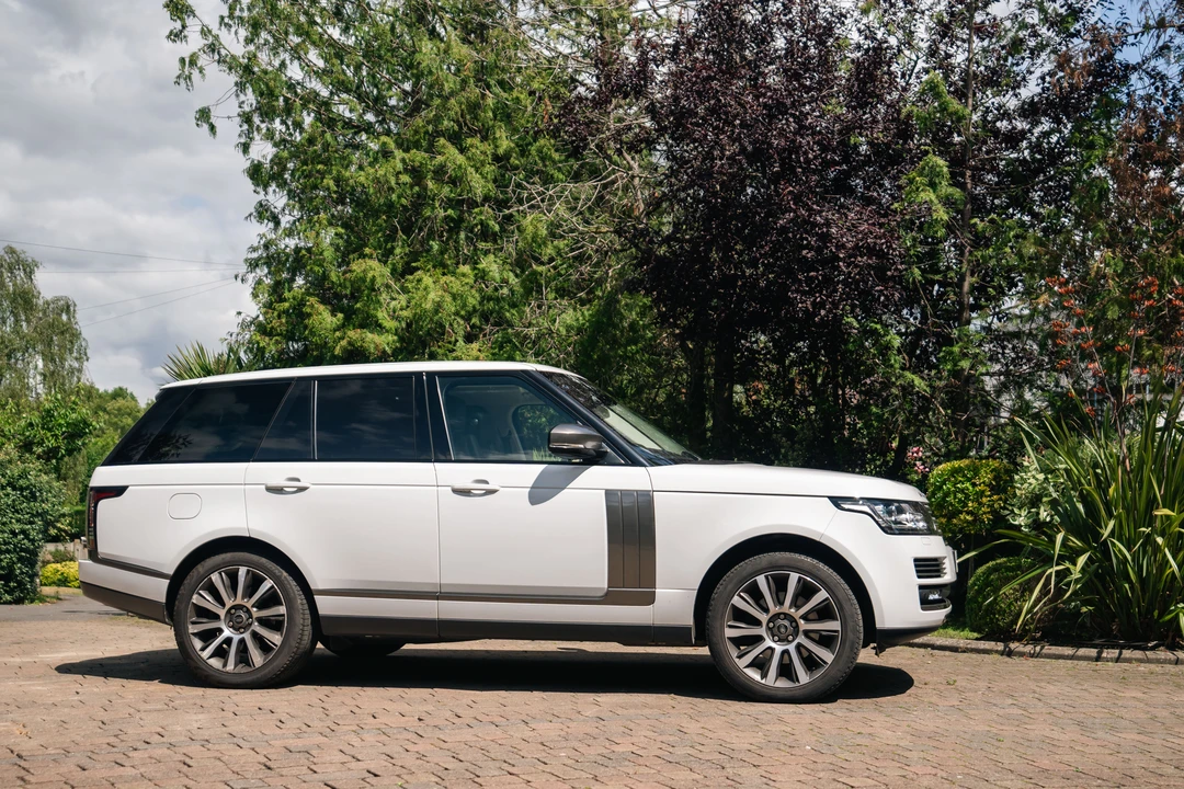 2013 Land Rover Range Rover L405 - Image 15 of 31