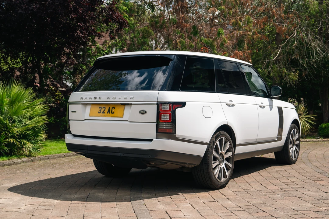 2013 Land Rover Range Rover L405 - Image 14 of 31