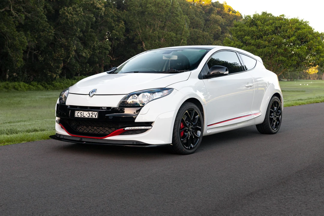 2013 Renault Megane RS II 3rd Gen - Image 2 of 31