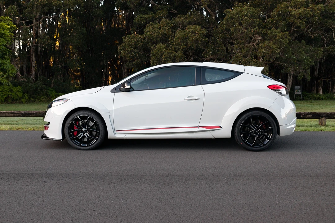 2013 Renault Megane RS II 3rd Gen - Image 9 of 31