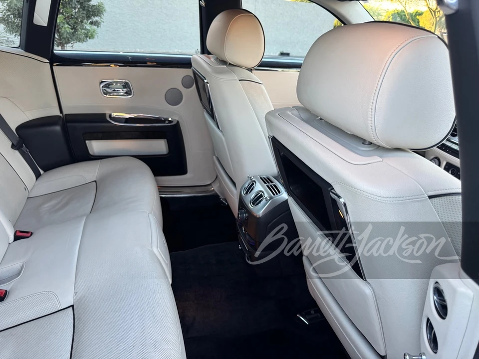 2013 Rolls-Royce Ghost 1st Gen - Image 18 of 19