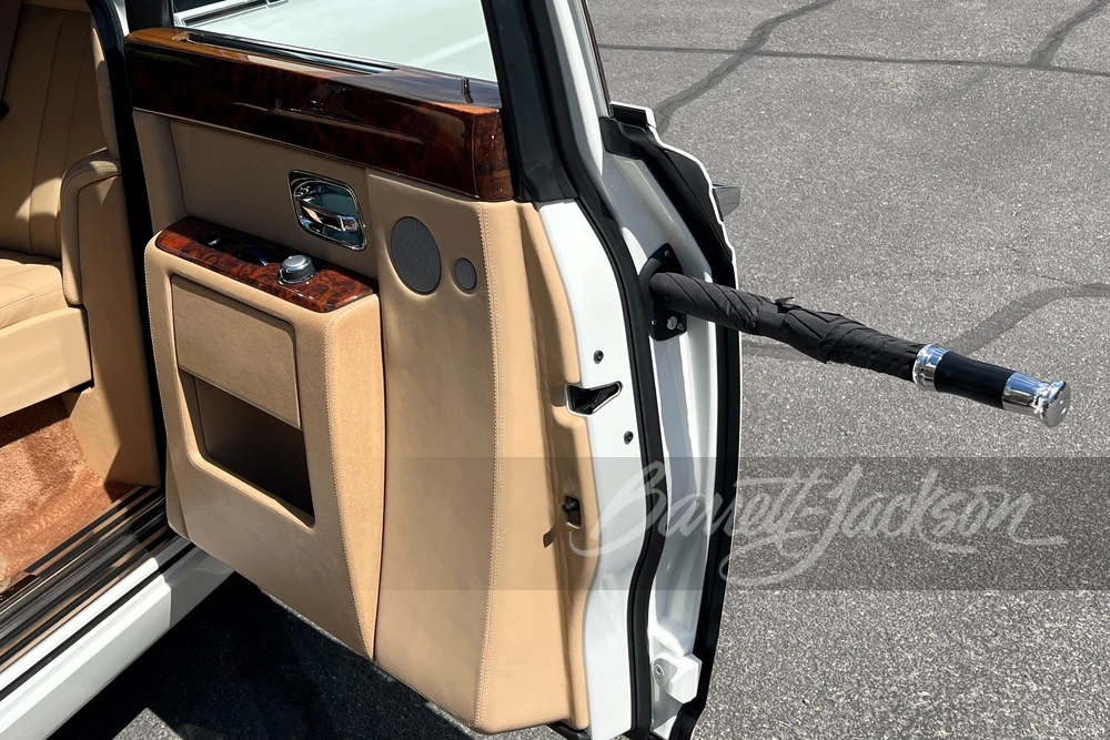 2013 Rolls-Royce Phantom VII - Image 12 of 15