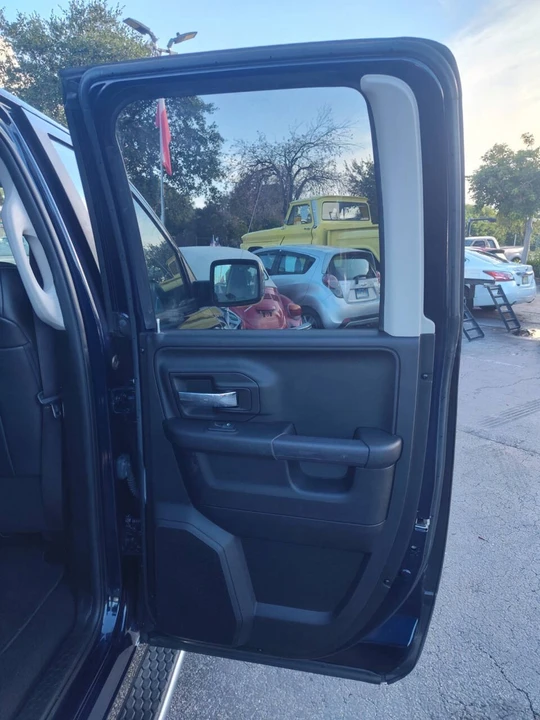 2013 Ram 1500 1st Gen - Image 17 of 23