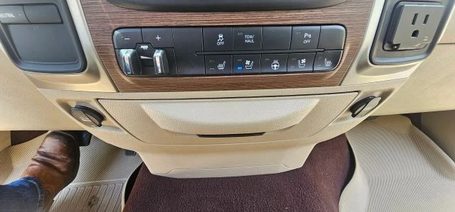 2013 Ram 1500 1st Gen - Image 20 of 25