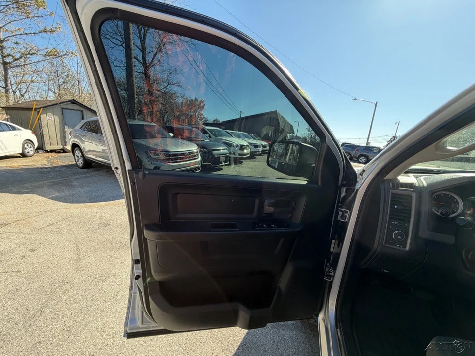 2013 Ram 1500 1st Gen - Image 9 of 12
