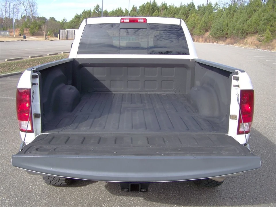 2013 Ram 2500 - Image 25 of 31