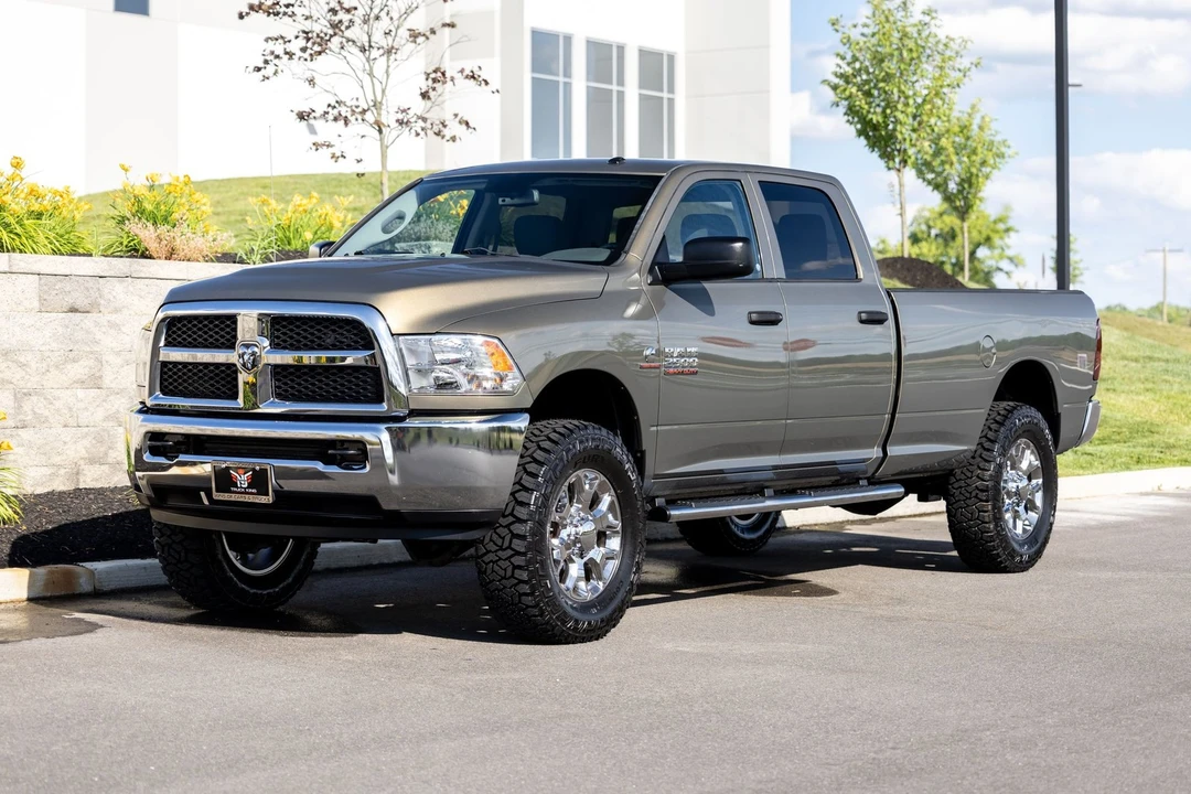 2013 Ram Heavy Duty - Image 2 of 31