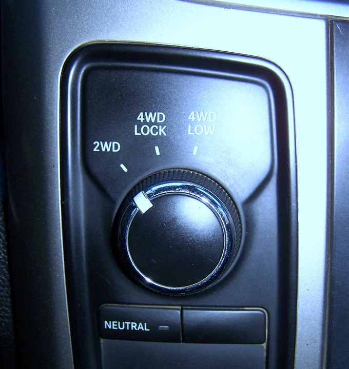 2013 Ram Heavy Duty - Image 10 of 31