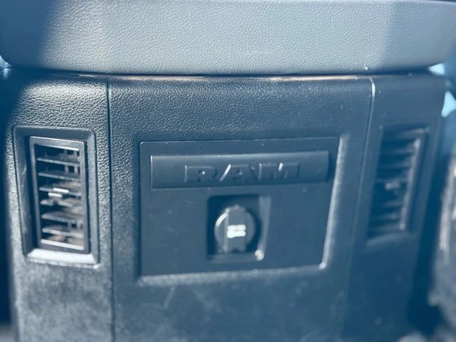 2013 Ram Heavy Duty - Image 29 of 31