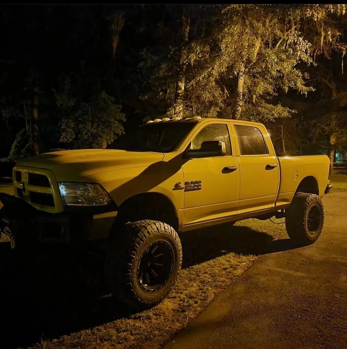 2013 Ram Heavy Duty - Image 2 of 7