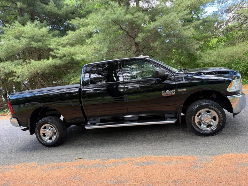 2013 Ram Heavy Duty - Image 9 of 31