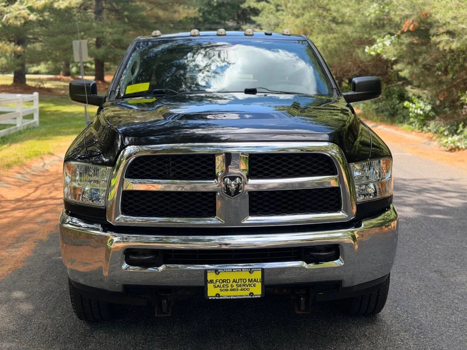 2013 Ram Heavy Duty - Image 2 of 31
