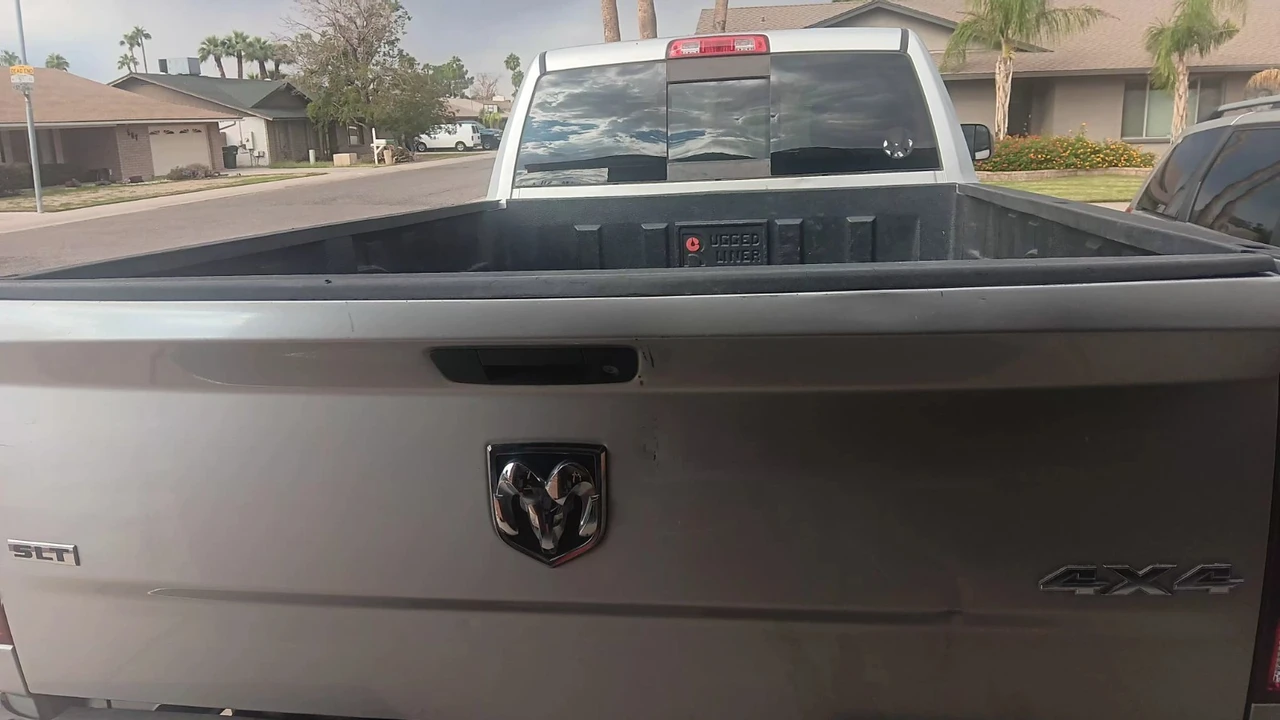 2013 Ram Heavy Duty - Image 10 of 13