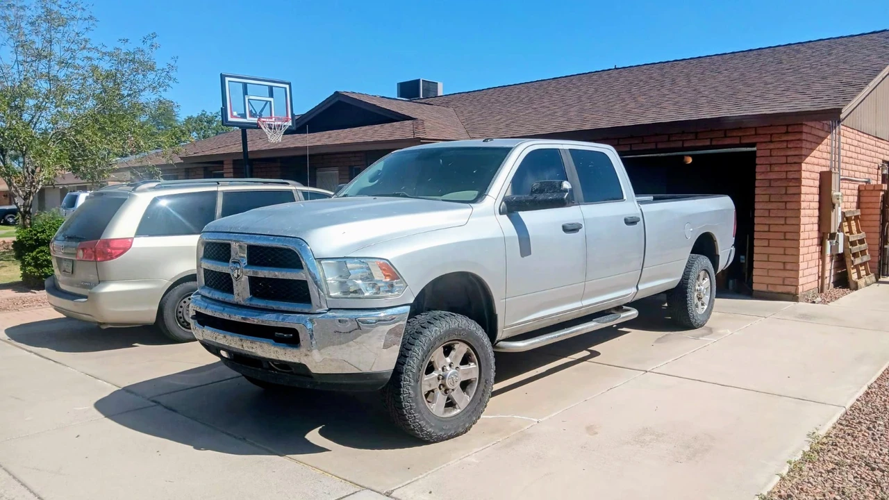 2013 Ram Heavy Duty - Image 3 of 13