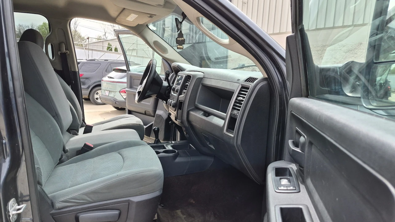 2013 Ram Heavy Duty - Image 8 of 15
