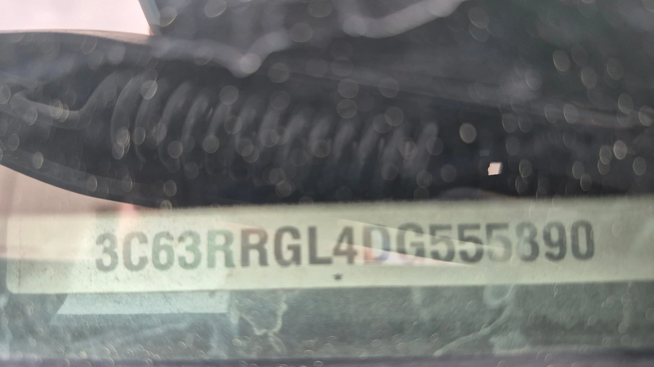 2013 Ram Heavy Duty - Image 11 of 15