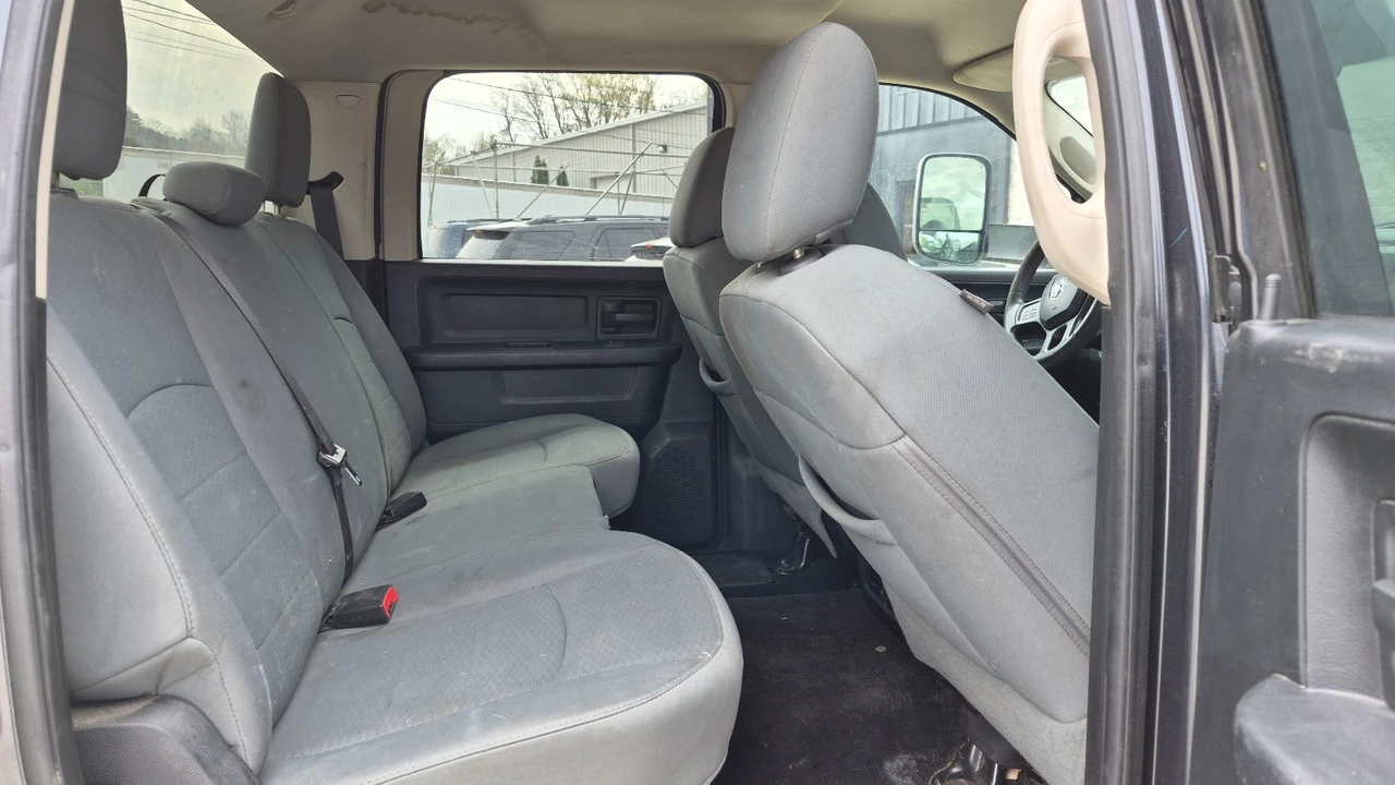 2013 Ram Heavy Duty - Image 14 of 15