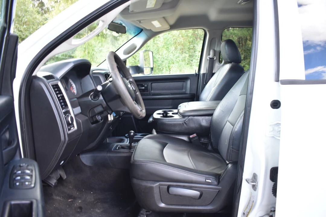 2013 Ram Heavy Duty - Image 10 of 12