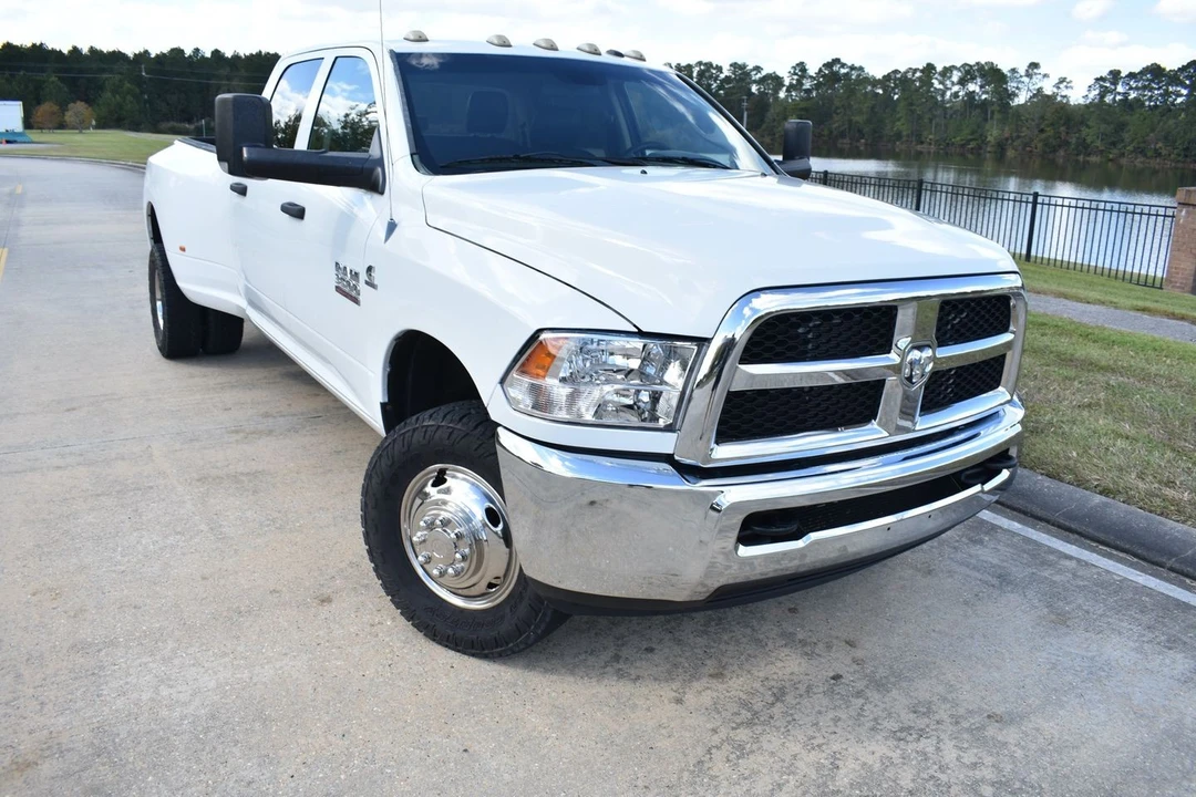 2013 Ram Heavy Duty - Image 2 of 12
