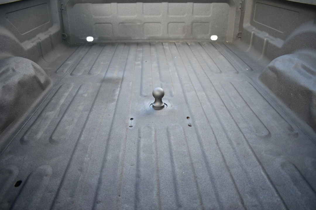 2013 Ram Heavy Duty - Image 9 of 12