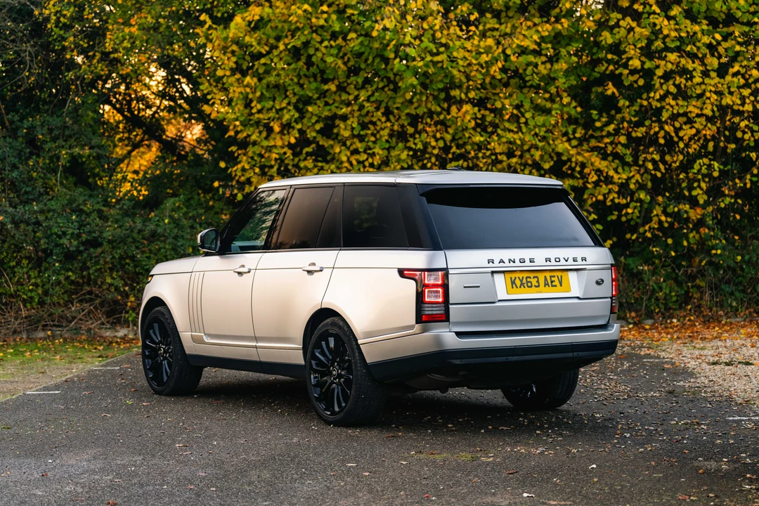 2013 Land Rover Range Rover L322 - Image 11 of 31