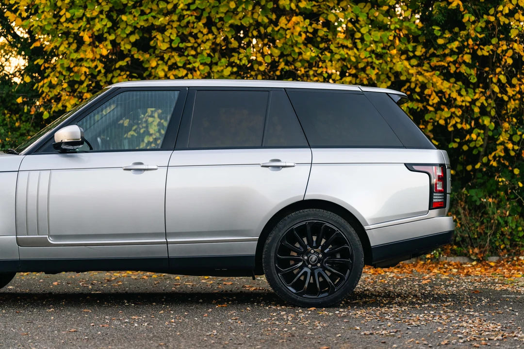 2013 Land Rover Range Rover L322 - Image 27 of 31