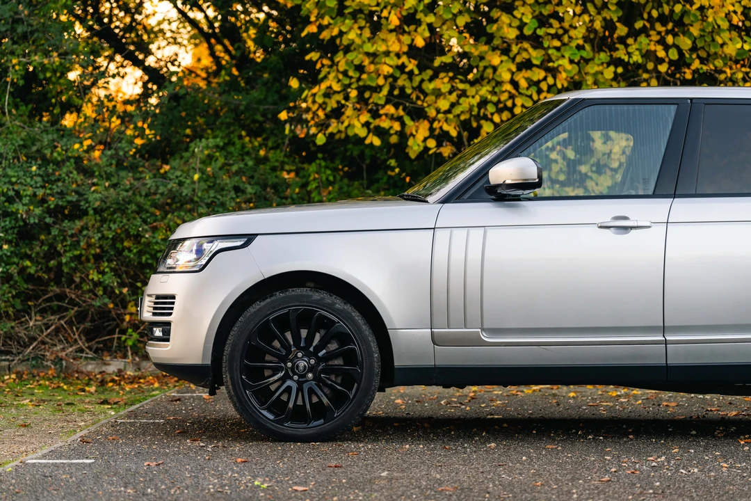 2013 Land Rover Range Rover L322 - Image 28 of 31