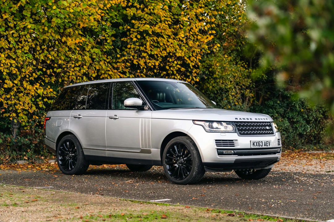2013 Land Rover Range Rover L322 - Image 3 of 31