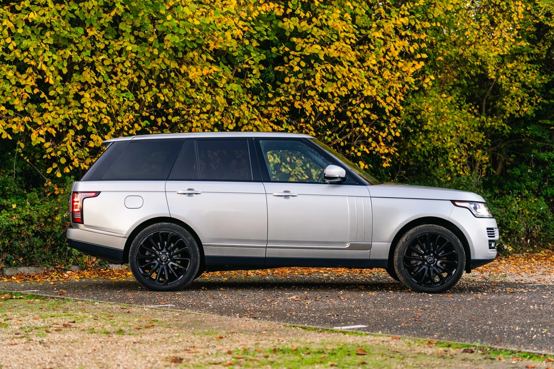 2013 Land Rover Range Rover L322 - Image 4 of 31