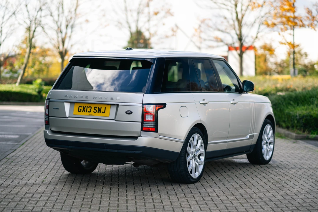 2013 Land Rover Range Rover L405 - Image 13 of 31