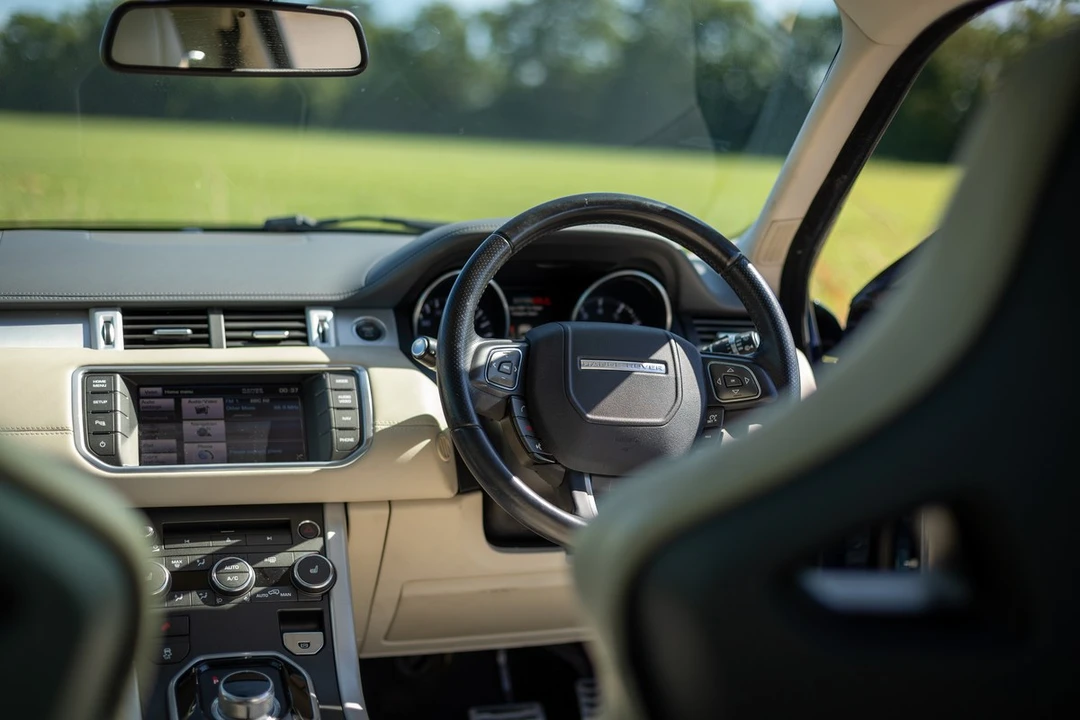 2013 Land Rover Range Rover Evoque 1st Gen - Image 18 of 30