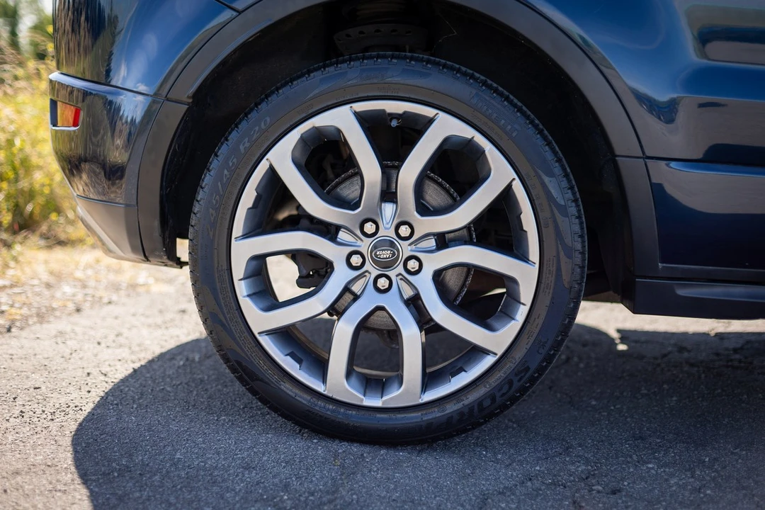 2013 Land Rover Range Rover Evoque 1st Gen - Image 11 of 30