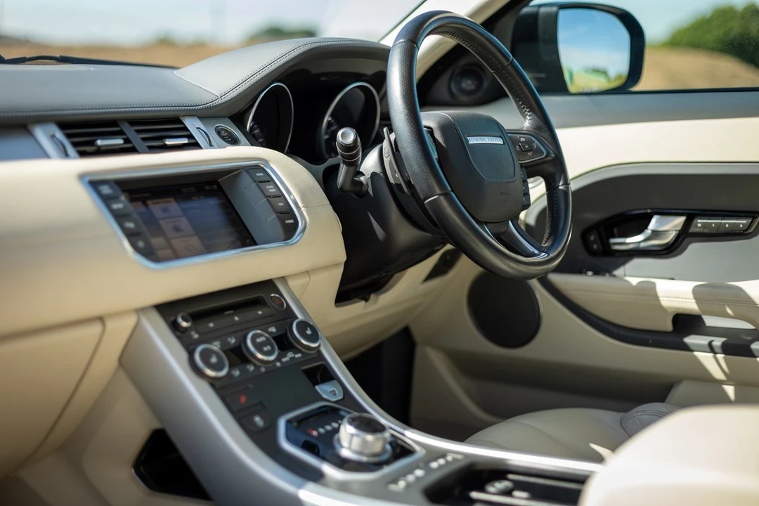 2013 Land Rover Range Rover Evoque 1st Gen - Image 17 of 30