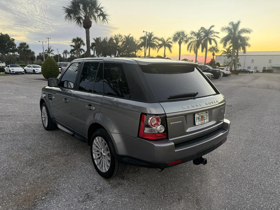 2013 Land Rover Range Rover Sport L320 - Image 13 of 31