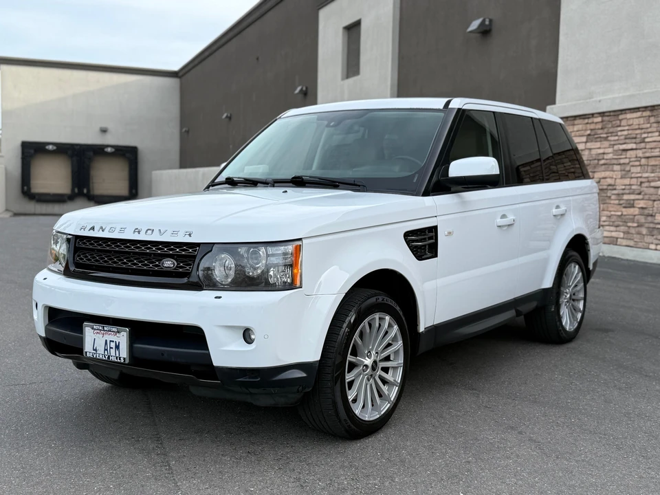 2013 Land Rover Range Rover Sport L320 - Image 9 of 31