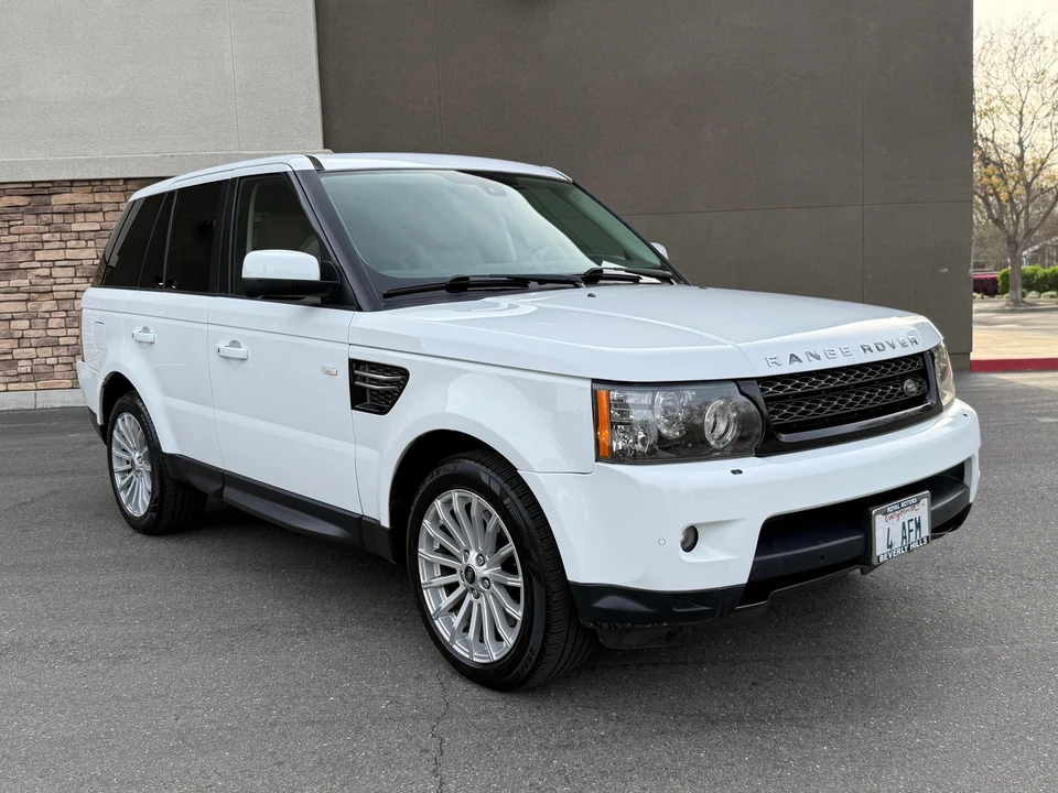 2013 Land Rover Range Rover Sport L320 - Image 12 of 31